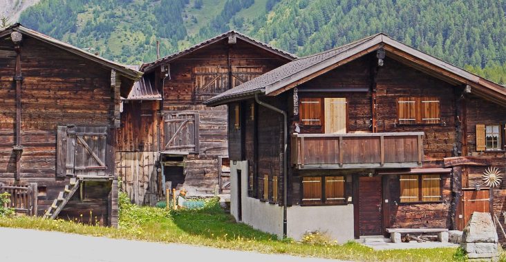 découvrez les étapes essentielles de la construction d'un bungalow en bois, un choix écologique et esthétique pour votre maison de rêve. apprenez-en davantage sur les matériaux, les techniques et les avantages d'opter pour une construction en bois.
